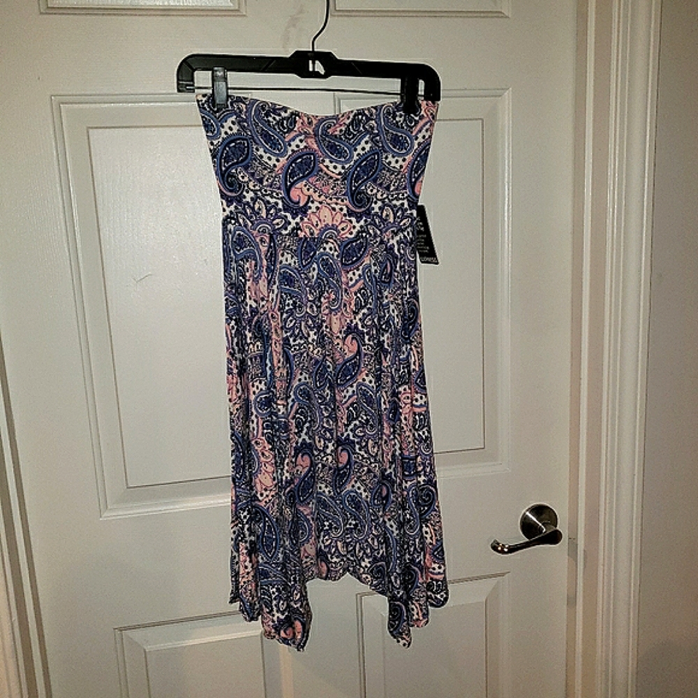 Express Multi-Color Strapless Dress, Size.